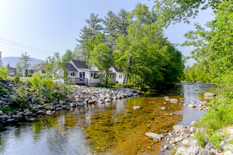 Riverbank Motel Cabins New Hampshire Lodging White Mountains